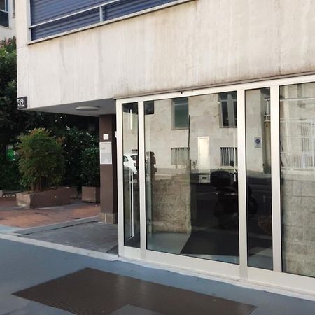 Apartment In Brera-Fatebenefratelli-Porta Nuova-Milano Bagian luar foto