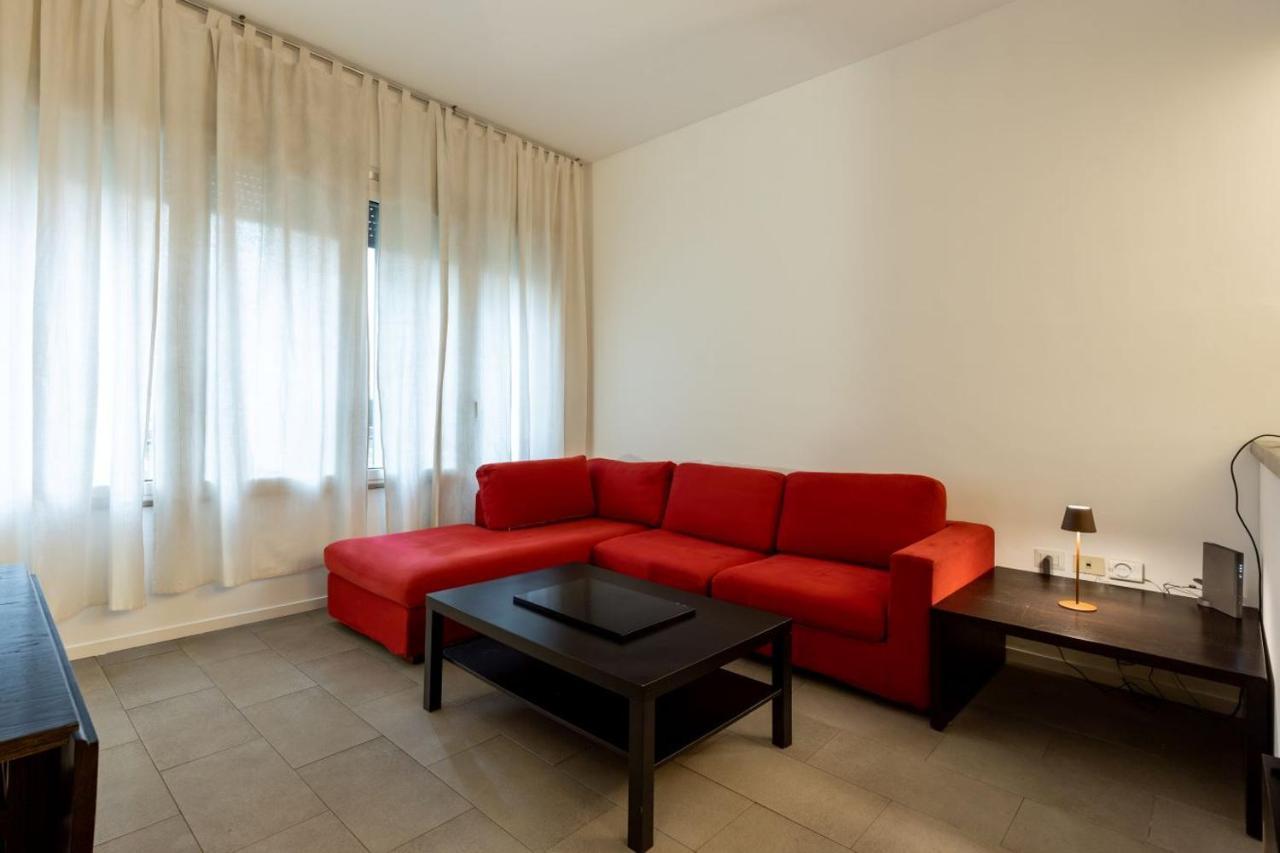 Apartment In Brera-Fatebenefratelli-Porta Nuova-Milano Bagian luar foto